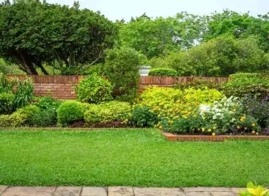 landscaping services Maugansville